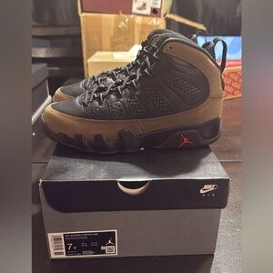 Brand new Air Jordan 9 Olive (GS) size 7y/8.5 women